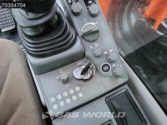 2018-hitachi-zx300-44735700