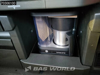 2025-volvo-fh16-780-4x2-new-xl-retarder-full-air-i-parkcool-2xtanks-alcoa-s-44735843