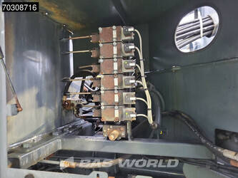 2020-mercedes-benz-arocs-2636-44736173