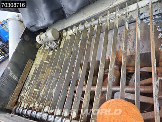 2020-mercedes-benz-arocs-2636-44736178