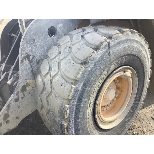 2017 Volvo L110H-44743713