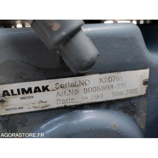 2005 اليماك-44750086