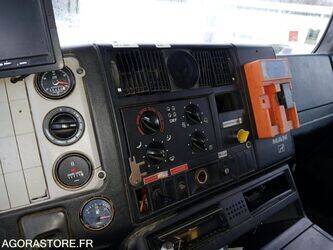 2000-man-19-314-1401681-44750649