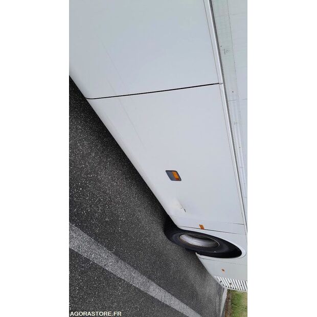 Mercedes-Benz INTOURO-44751541