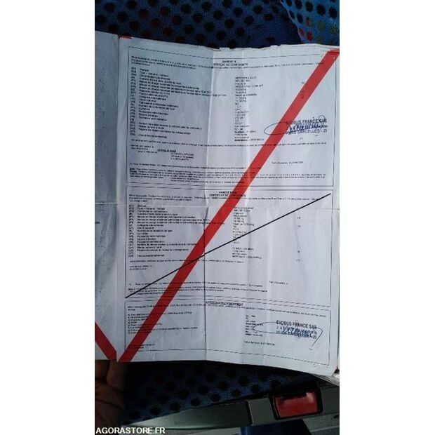 Mercedes-Benz INTOURO-44751549