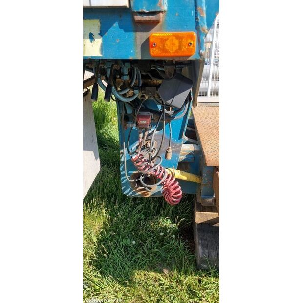 2006 KAISER-44751645