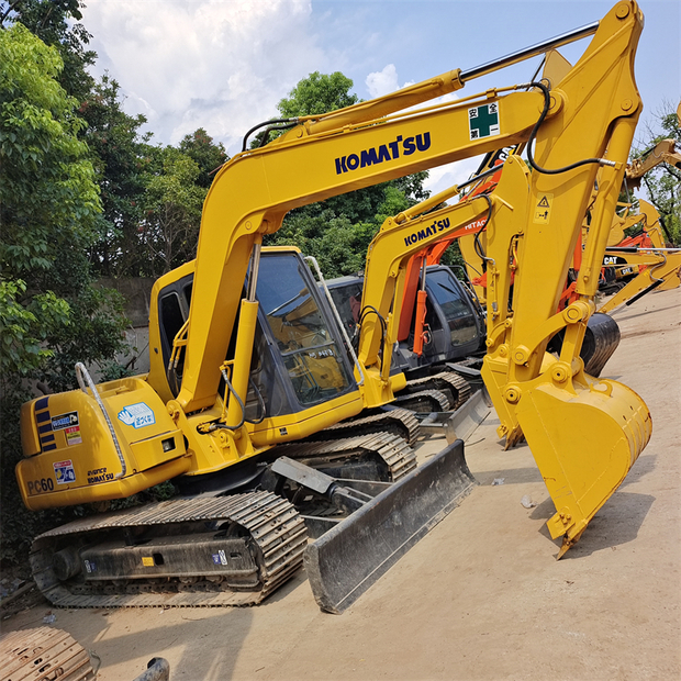 2023 Komatsu PC60-44751735