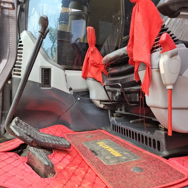 2024 كوماتسو PC130-44751791