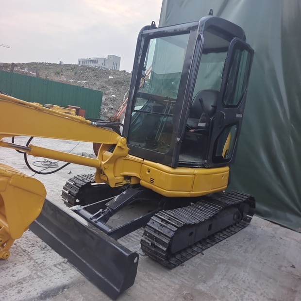 2023 Komatsu PC20-44751824