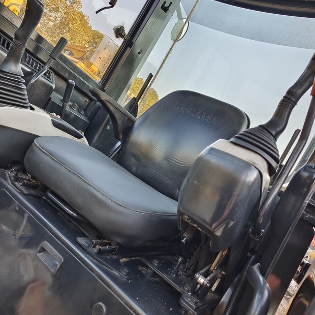 2023 Komatsu PC55-44751851