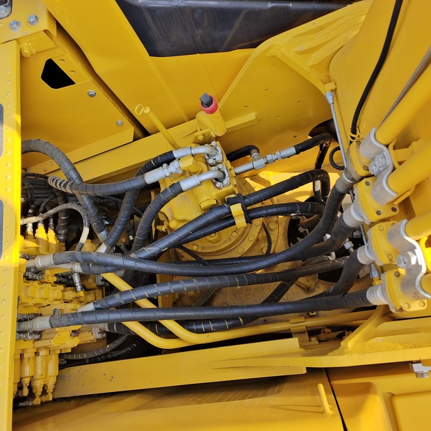 2024 Komatsu PC200-6-44752242