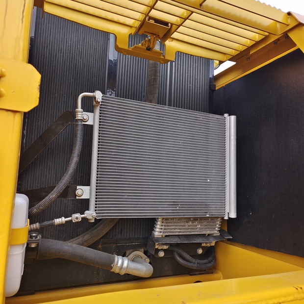 2023 Komatsu PC210-7-44752266