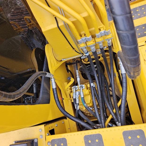 2023 Komatsu PC210-7-44752271