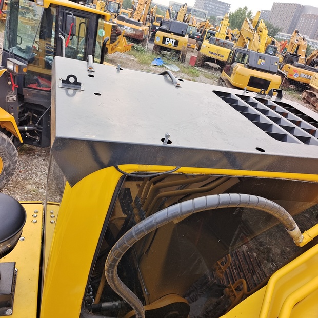 2023 Komatsu PC210-7-44752273