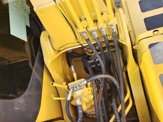 2024-komatsu-pc220-7-1401746-44752303