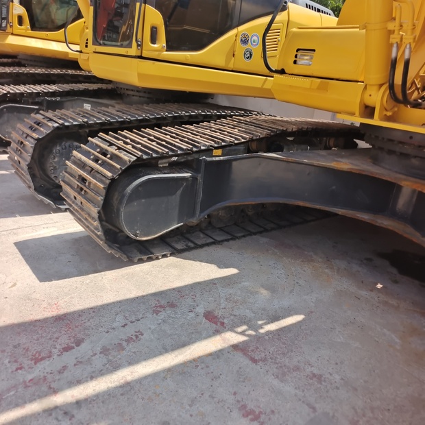 2024 Komatsu PC240LC-7-44752308