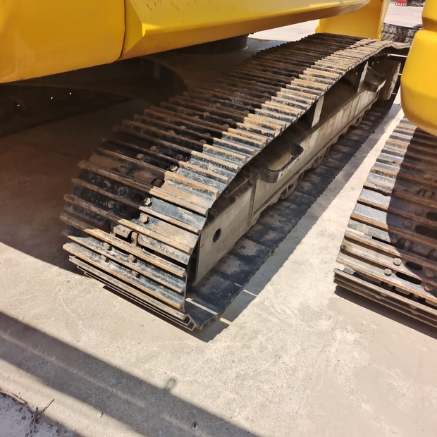 2024 Komatsu PC240LC-7-44752317