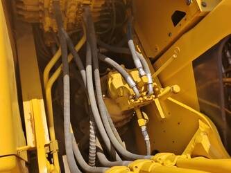 2024-komatsu-pc240lc-7-44752324