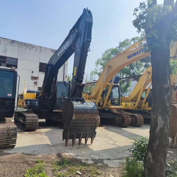 2024 فولفو EC210D-44752401