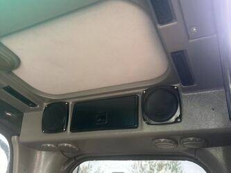 2024-volvo-ec240blc-44752413