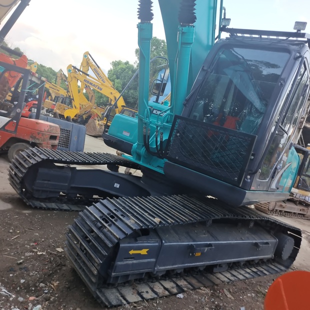 2024 كوبيلكو SK200D-44752456