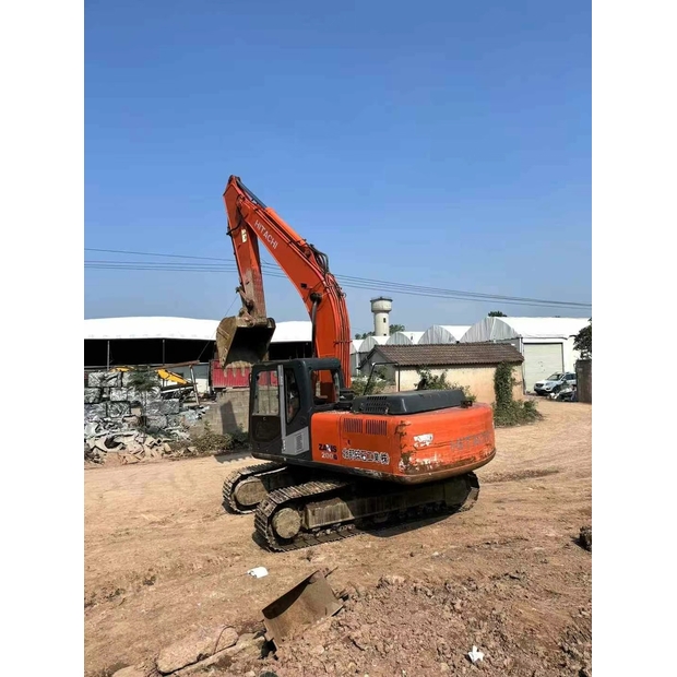 2023 Hitachi ZX200-5G-44752631