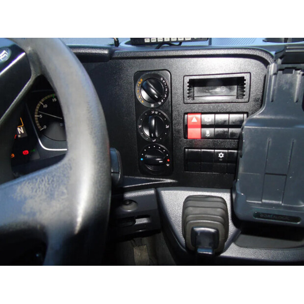 2016 Mercedes-Benz ATEGO 1218-44752928