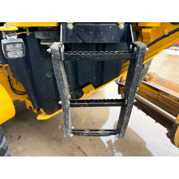 2011 Caterpillar 120M-44753116