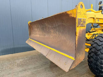 2011-caterpillar-120m-1401780-44753119