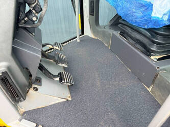 2011-caterpillar-120m-1401780-44753122