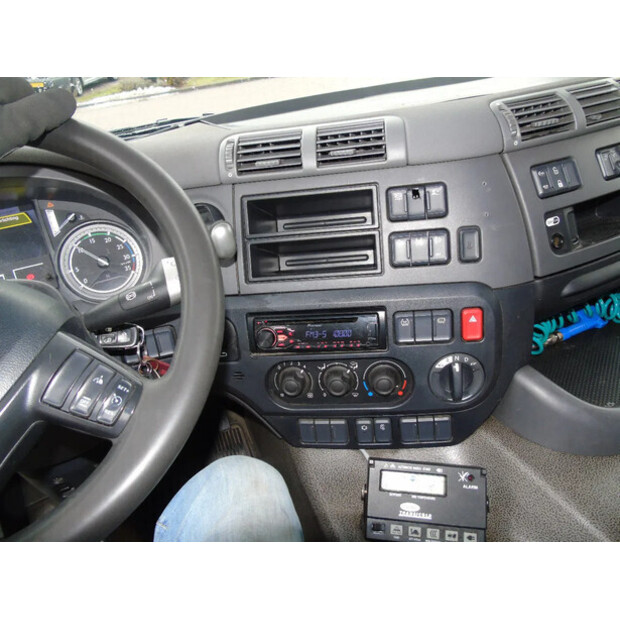 2017 DAF CF290-44753446