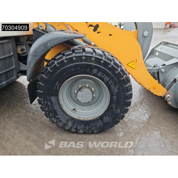 2018 ليبهير L514-44753607