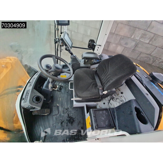 2018 ليبهير L514-44753613