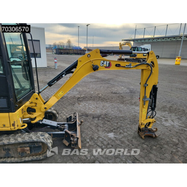 2021 Caterpillar 301.8-44753667