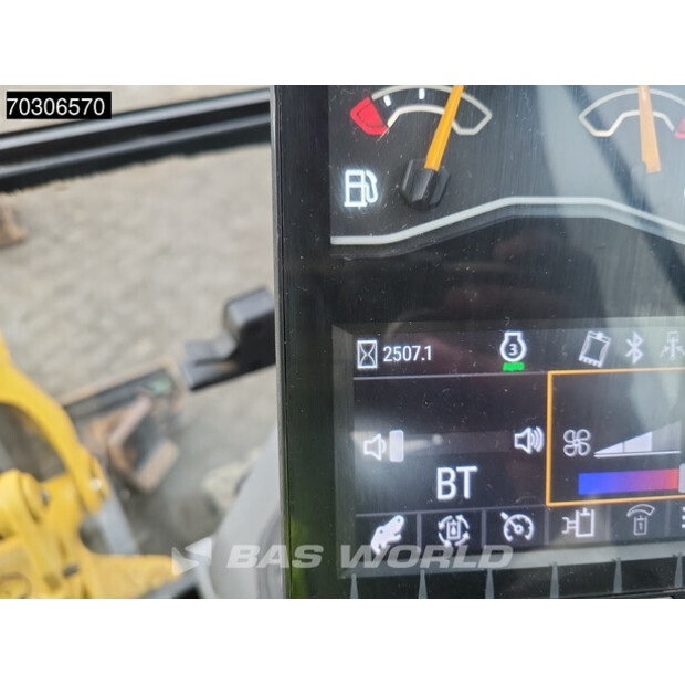 2021 Caterpillar 301.8-44753684