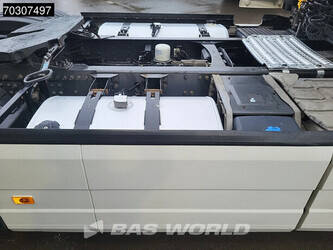 2016-volvo-fh500-1401797-44753701