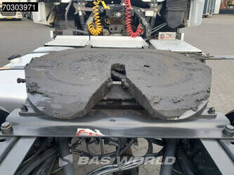 2018-mercedes-benz-actros-1943-1401802-44753874