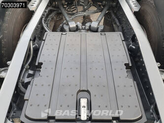 2018-mercedes-benz-actros-1943-1401802-44753875