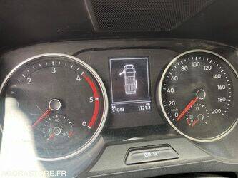 2021-volkswagen-crafter-1401874-44767246