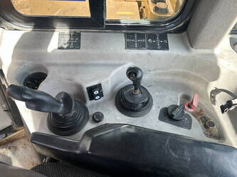 2005-caterpillar-d7rii-1401889-44767968