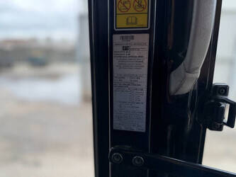 2016-caterpillar-320fl-1401896-44768329