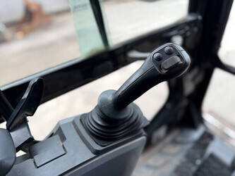 2016-caterpillar-320fl-1401896-44768330