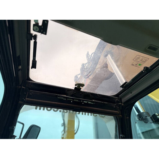 2016 Caterpillar 320FL-44768334