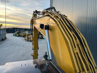 2016-caterpillar-323fl-1401898-44768405