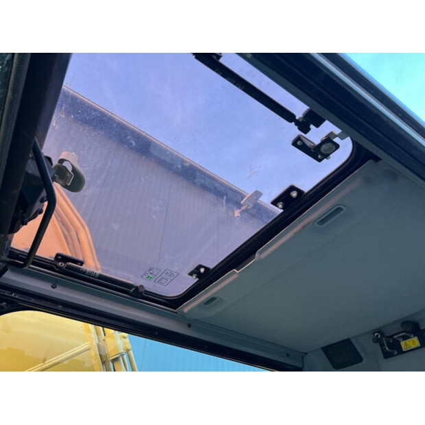 2016 Caterpillar 323FL-44768413