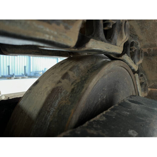 2016 Caterpillar 323FL-44768431