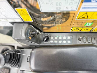 2017-caterpillar-352f-xe-1401903-44768695