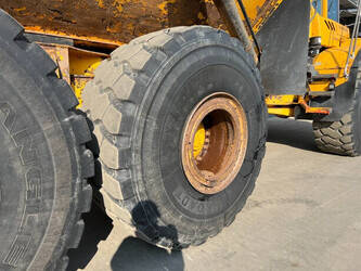 2010-volvo-a40e-1401928-44769978