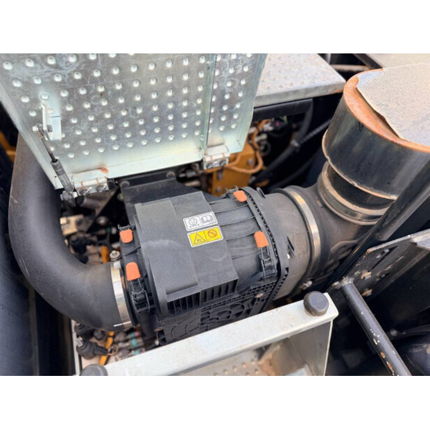 2015 Caterpillar M318F-44770295