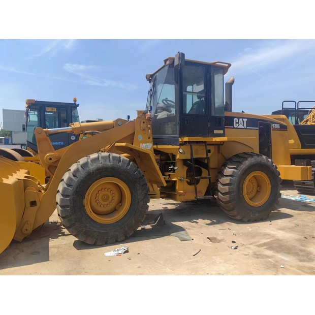 2023 كاتربيلر 938G-44783795